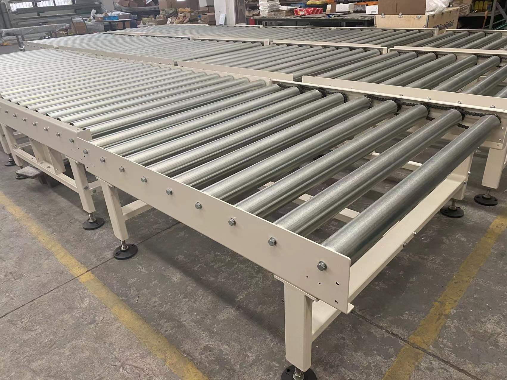 不锈钢滚筒输送机的选用技巧研究